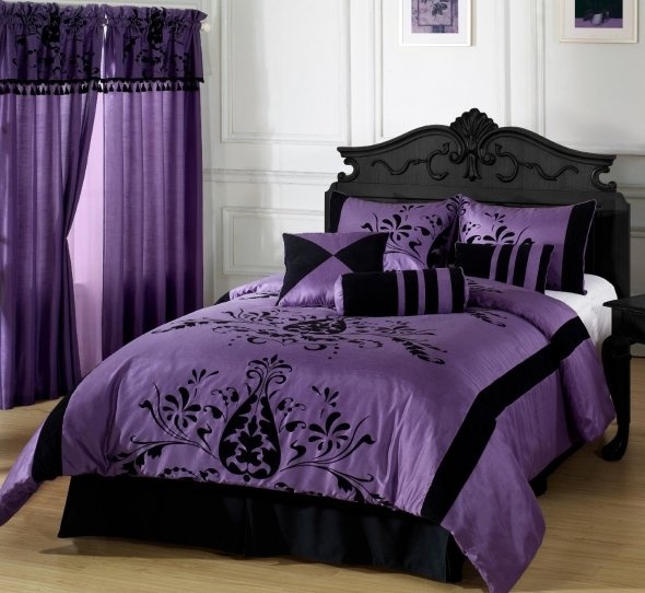 Décoration noir et violet
