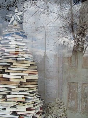 Décoration sapin de Noël avec des livres