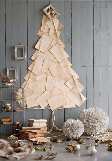 Décoration sapin de Noël avec des livres